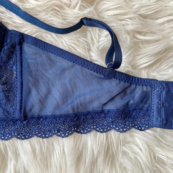 Daisy Fuentes Push Up Bra 36B Midnight Blue Lace Underwire NWOT - Picture 4 of 5